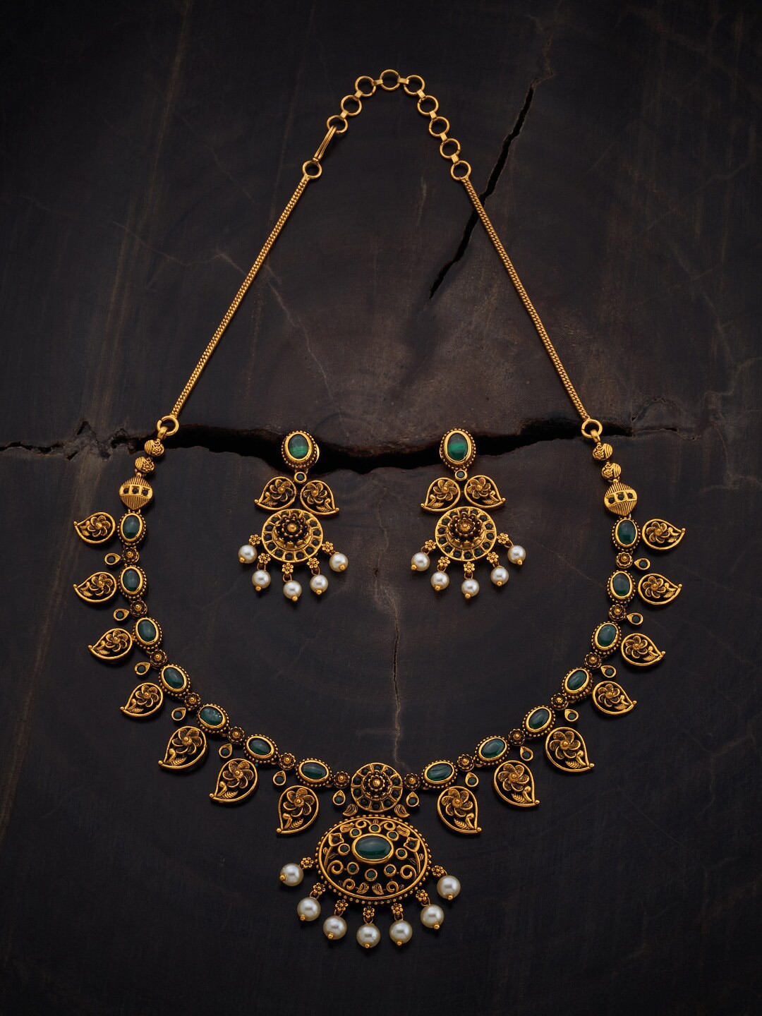 

Kushal's Fashion Jewellery Stone Studded & Beaded Jewellery Set, Gold