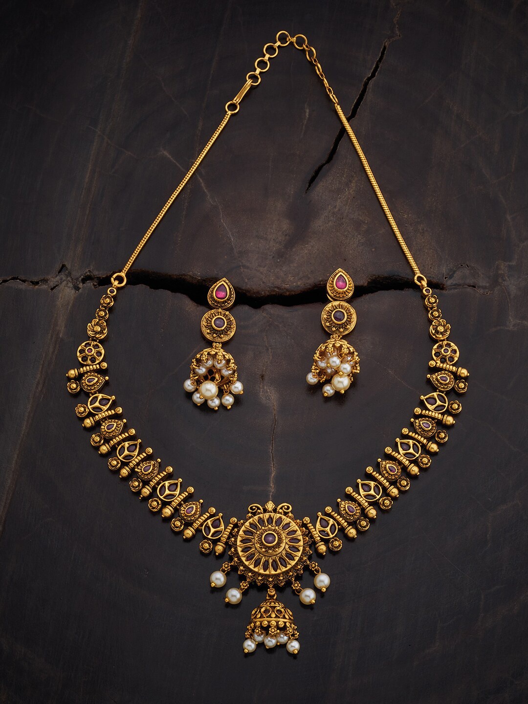 

Kushal's Fashion Jewellery Stone-Studded Antique Jewellery Set, Gold