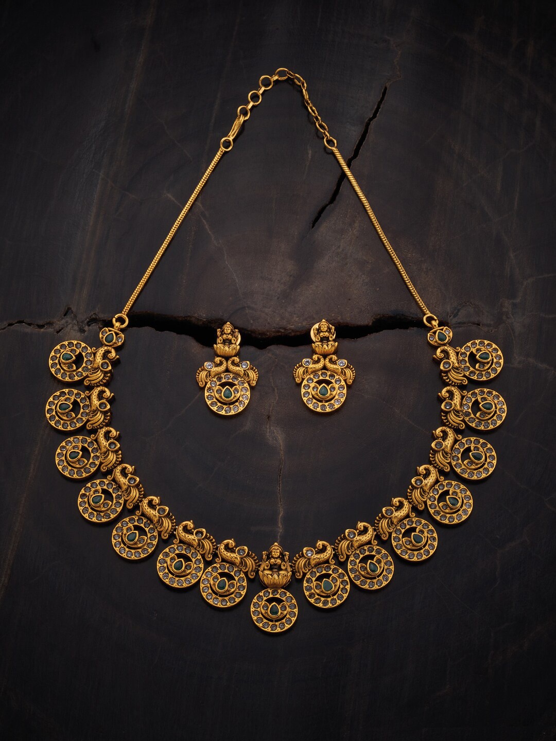 

Kushal's Fashion Jewellery Gold-Plated Stone-Studded Antique Jewellery Set