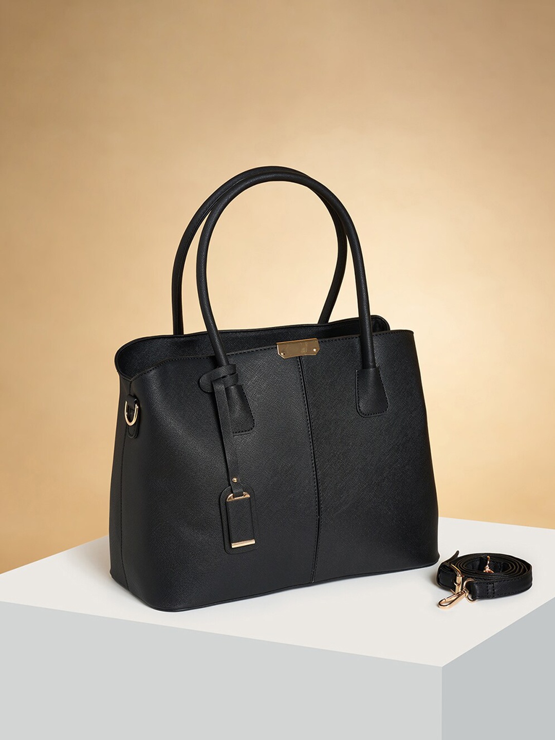 

Forever Glam by Pantaloons Structured Handheld Bag, Black