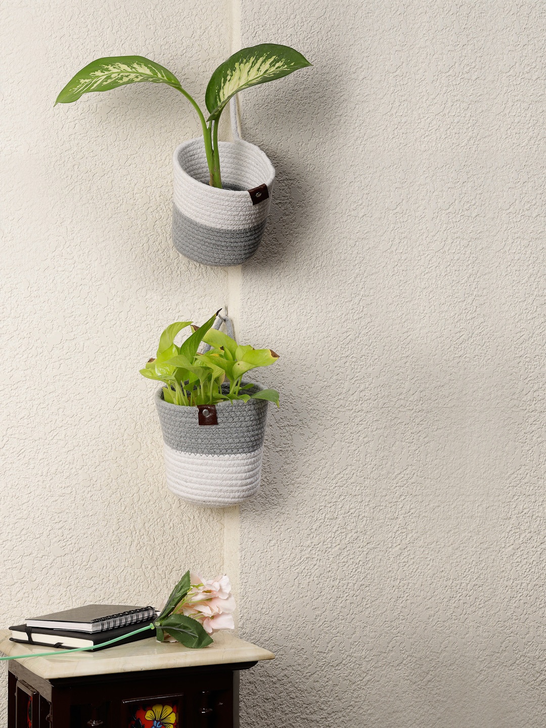 

FABINALIV 2 Pcs Grey & White Rope Basket Wall Hanging Planters