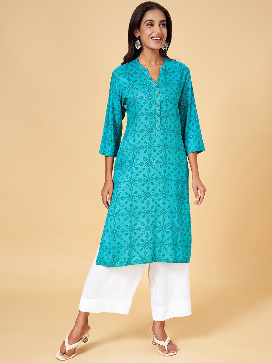 

RANGMANCH BY PANTALOONS Ethnic Motifs Printed Mandarin Collar Straight Kurta, Blue
