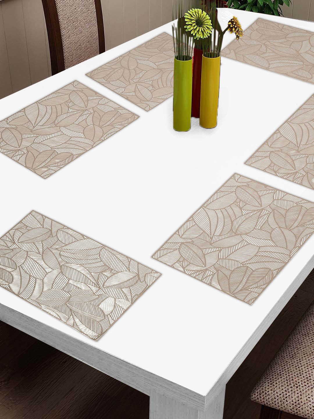 

FABINALIV Gold Toned 6 Pieces Floral Textured Table Placemats