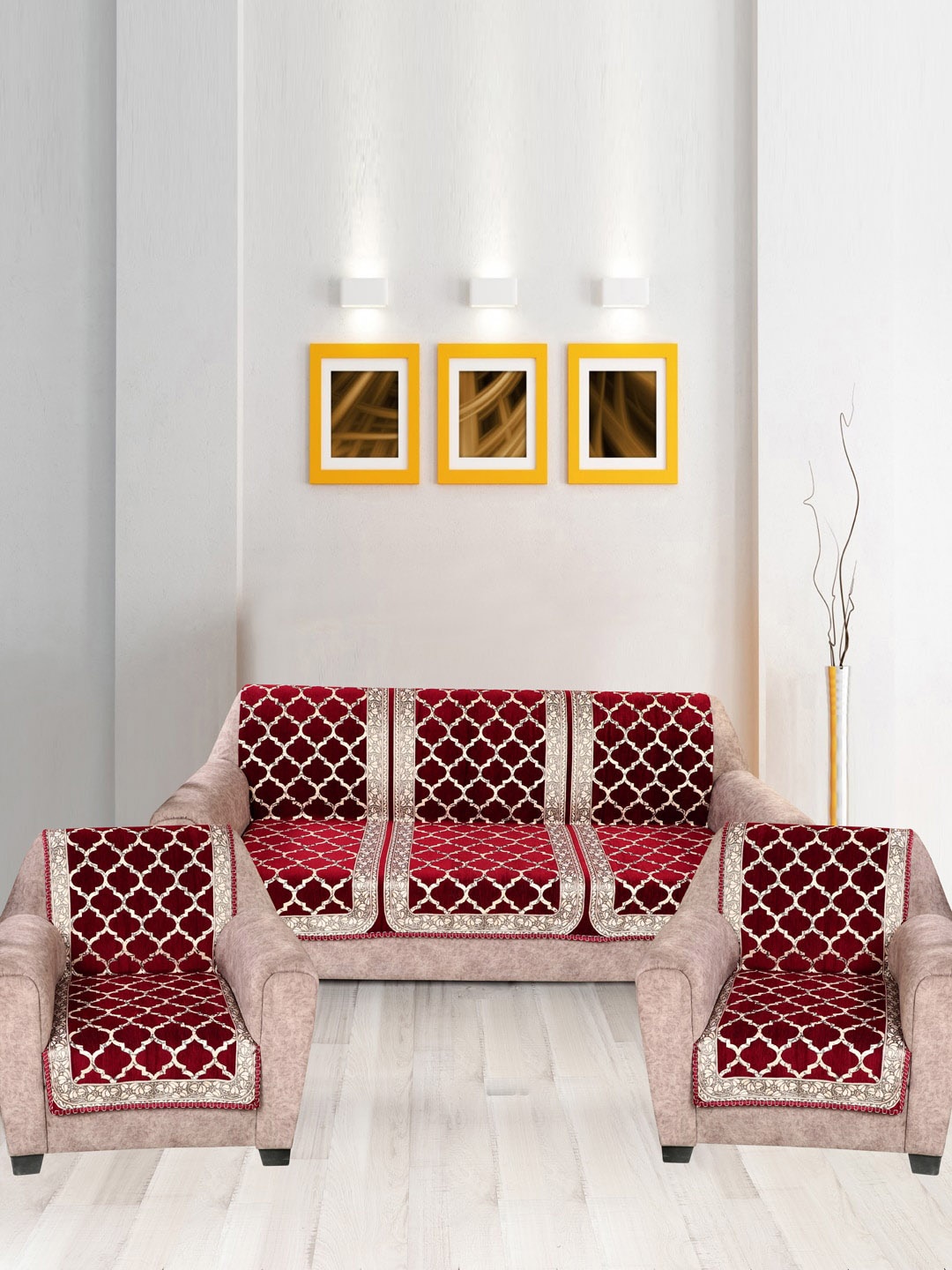 

Nendle Maroon Velvet Ethnic Motif Printed 5 Seater Sofa Covers