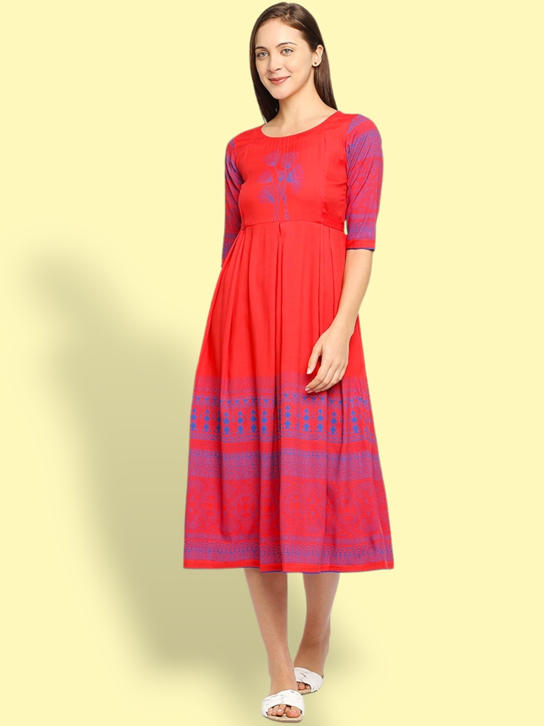 

True Shape Ethnic Motifs Printed Round Neck Gathered Maternity Fit & Flare Midi Dress, Red
