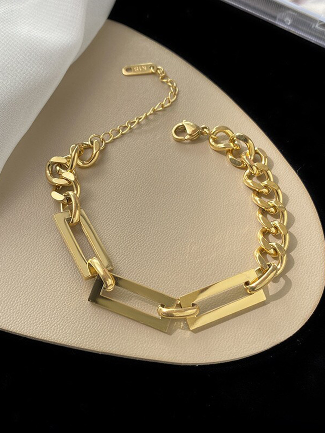 

MYKI Gold Plated Stainless Steel Link Bracelet