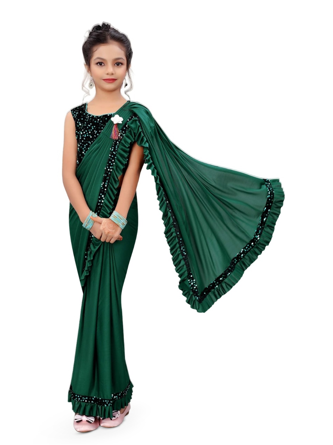 

Dhyey Fashion Girls Sequinned Ready to Wear Saree, Green