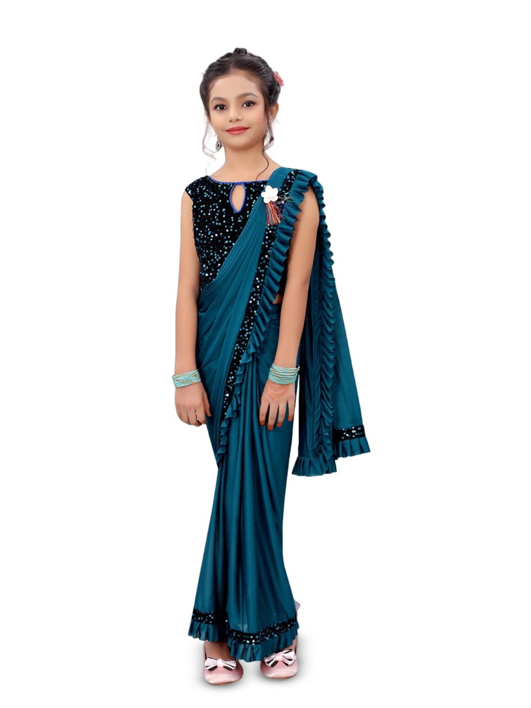 

Dhyey Fashion Girls Embellished Sequinned Detailed Lycra Saree, Teal