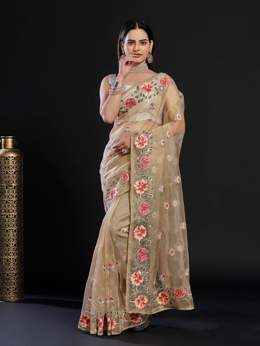 

Anouk Beige Floral Embroidered Sequinned Organza Saree