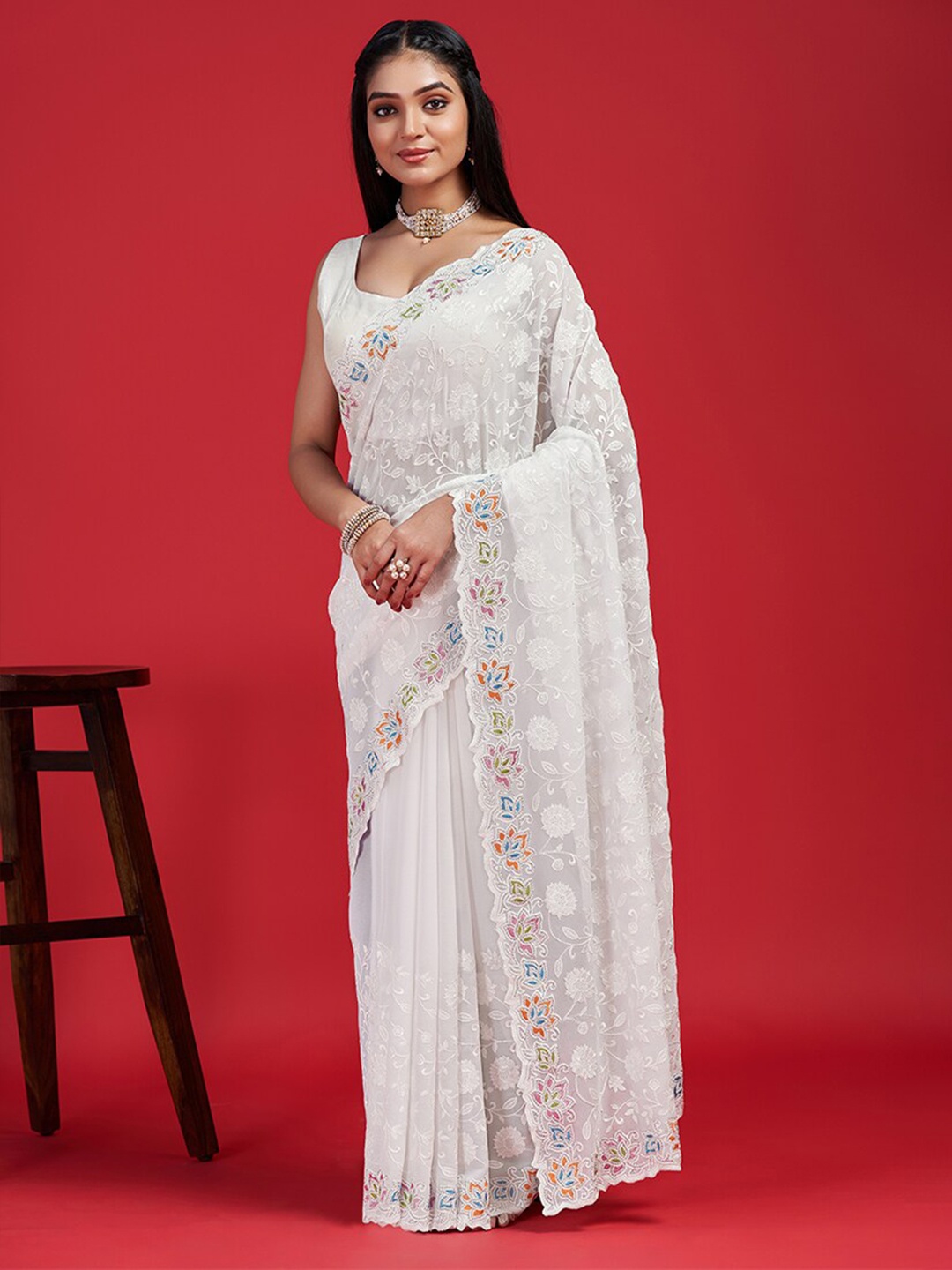 

Anouk White Floral Embroidered Beads & Stones Organza Saree