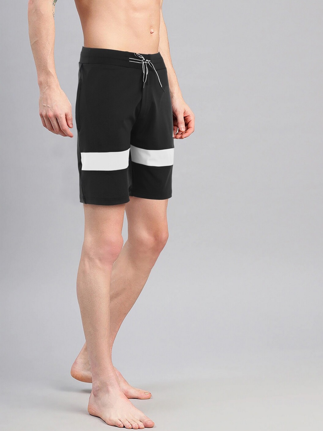 

AVOLT Men Rapid-Dry Slim Fit Shorts, Black