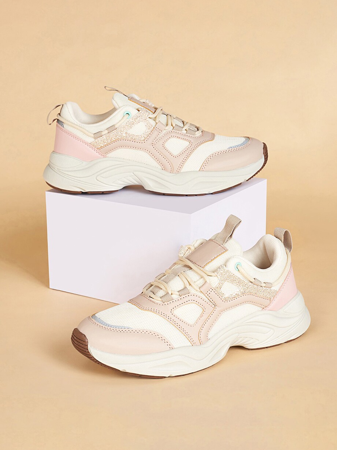 

Forever Glam by Pantaloons Women Textile Walking Marking Shoes, Pink
