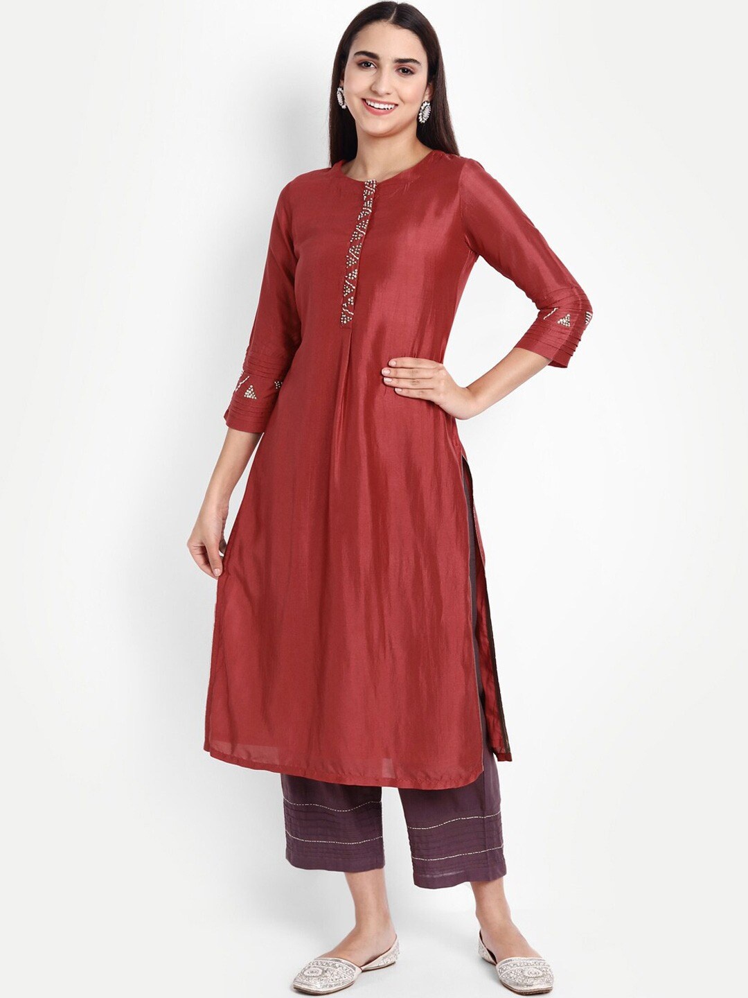 

SUTI Round Neck Pure Silk Kurta with Trousers, Red