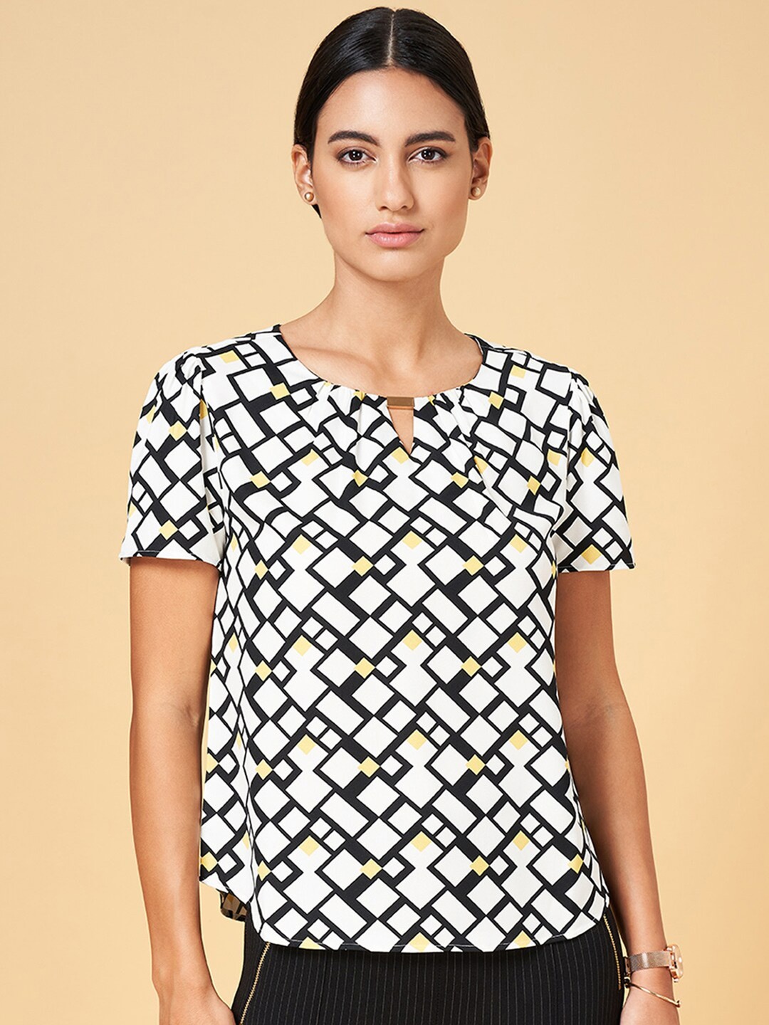 

Annabelle by Pantaloons Geometric Printed Keyhole Neck Top, White