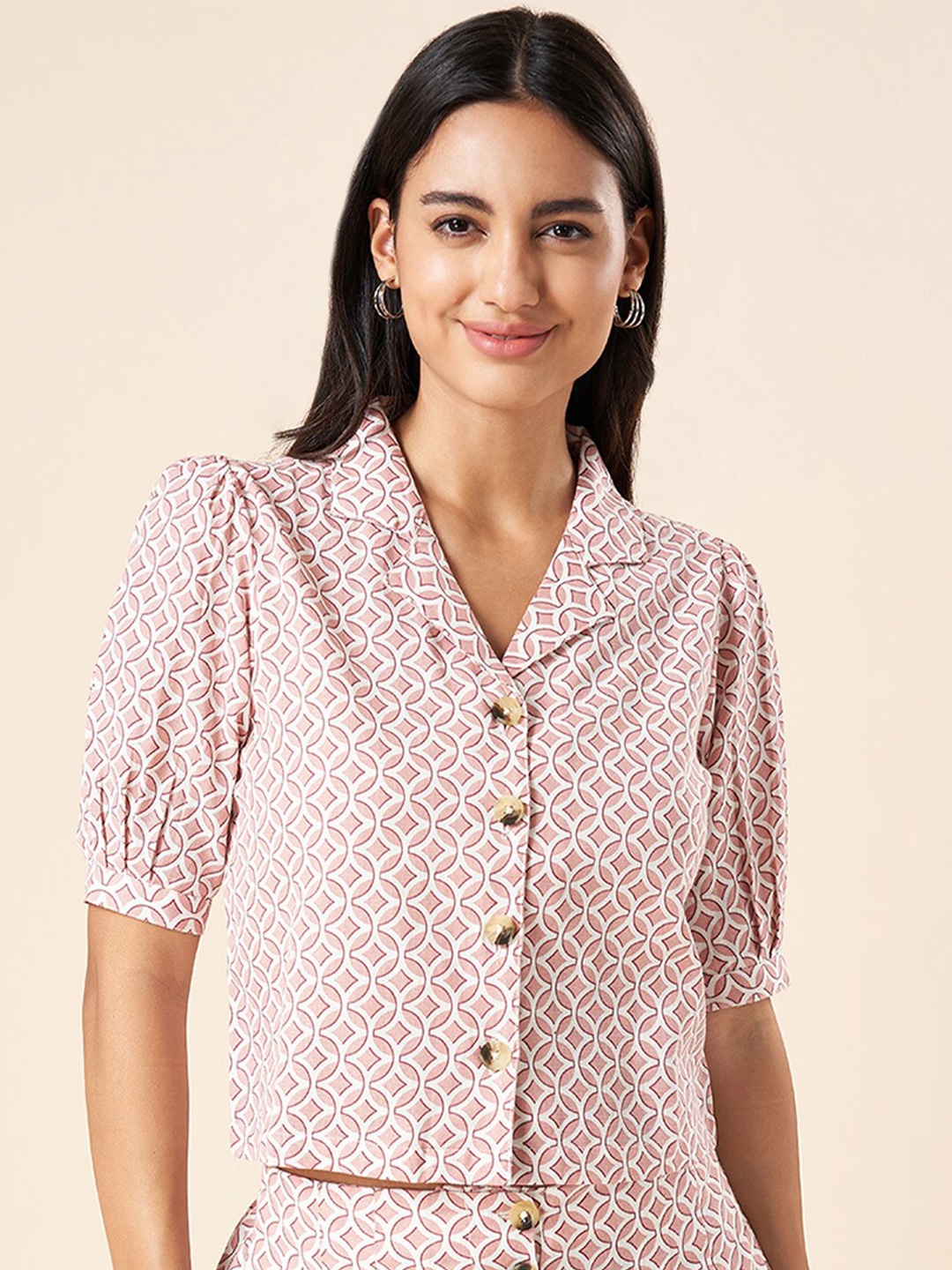 

AKKRITI BY PANTALOONS Pink Geometric Print Puff Sleeve Cotton Shirt Style Crop Top
