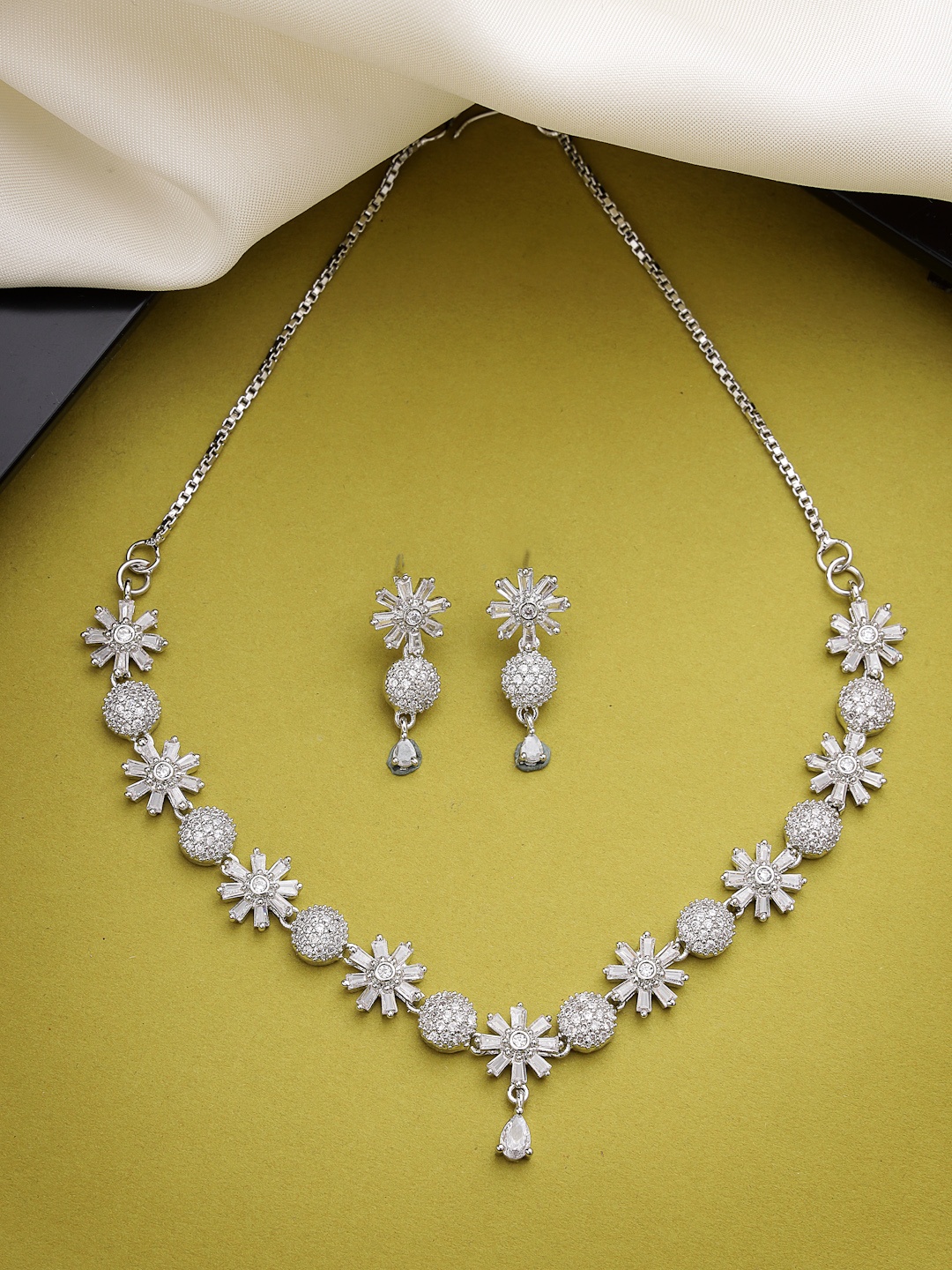 

Anouk Rhodium-Plated AD-Studded Necklace & Earrings, Silver