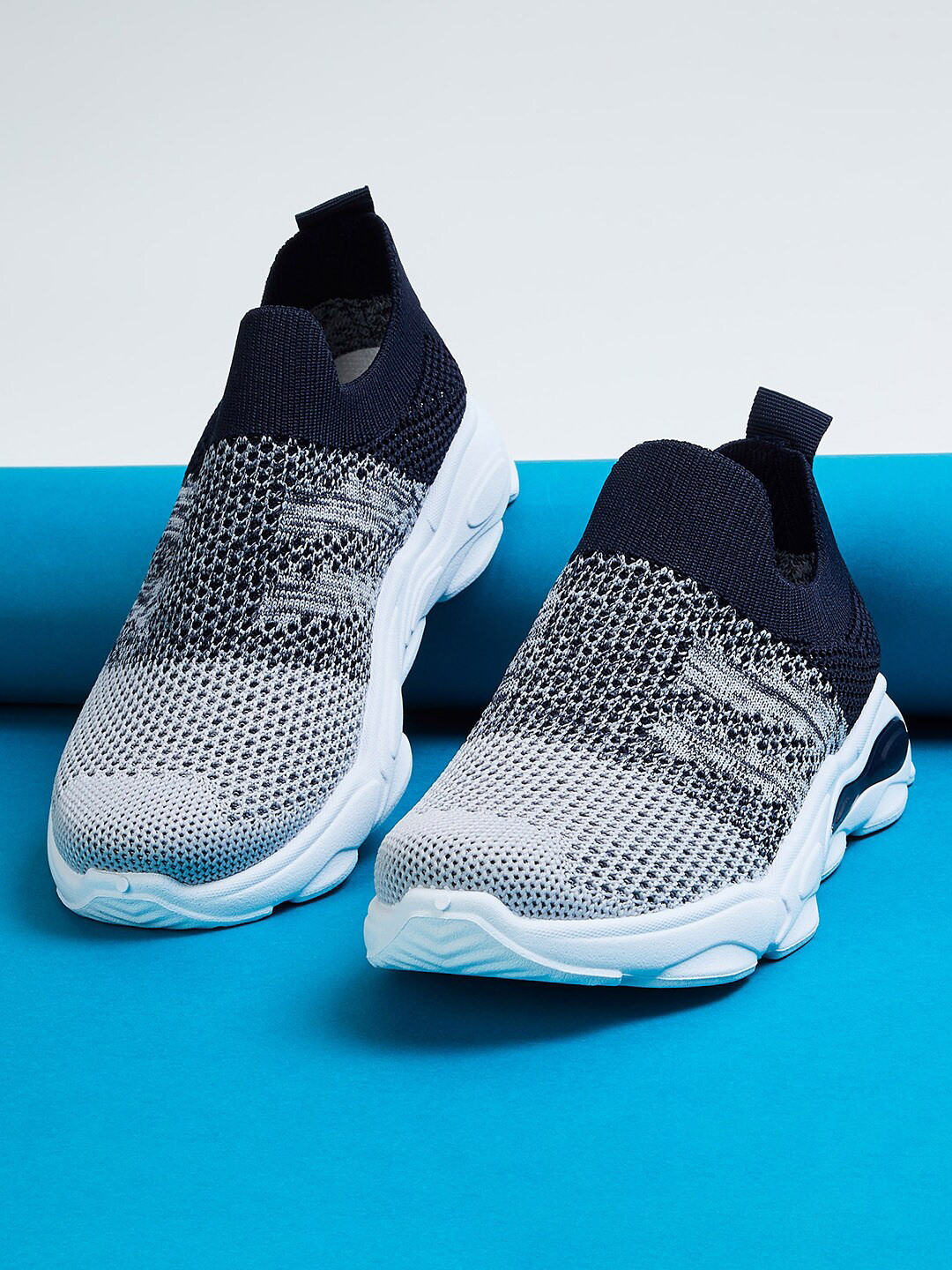 

max Boys Running Sports Shoes, Blue