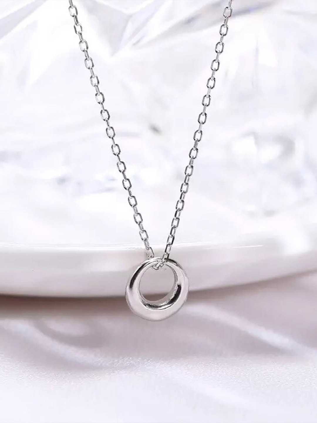 

Pinapes Unisex Silver-Toned Silver-Plated Oxidised Chain