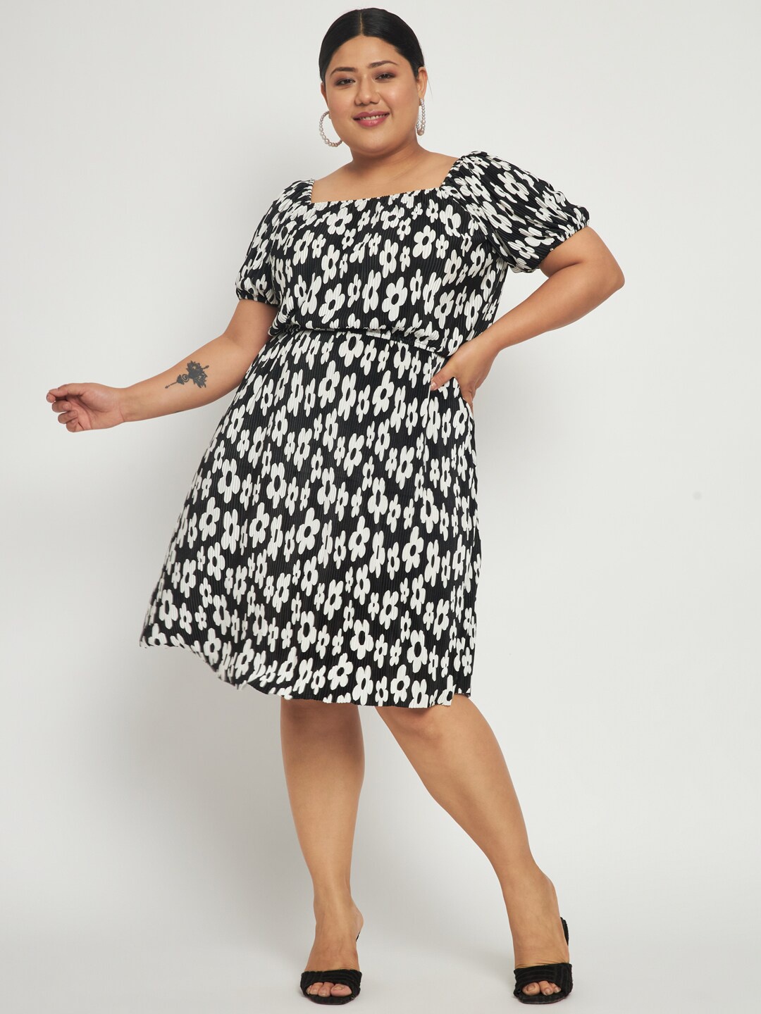 

HERE&NOW Plus Size Black & White Floral Printed A-Line Dress