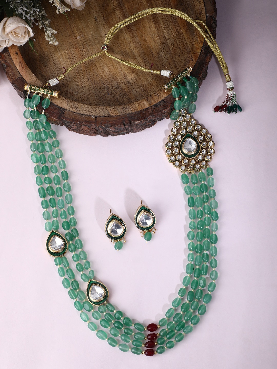 

AURAA TRENDS 22KT Gold-Plated Kundan-Studded & Beaded Jewellery Set