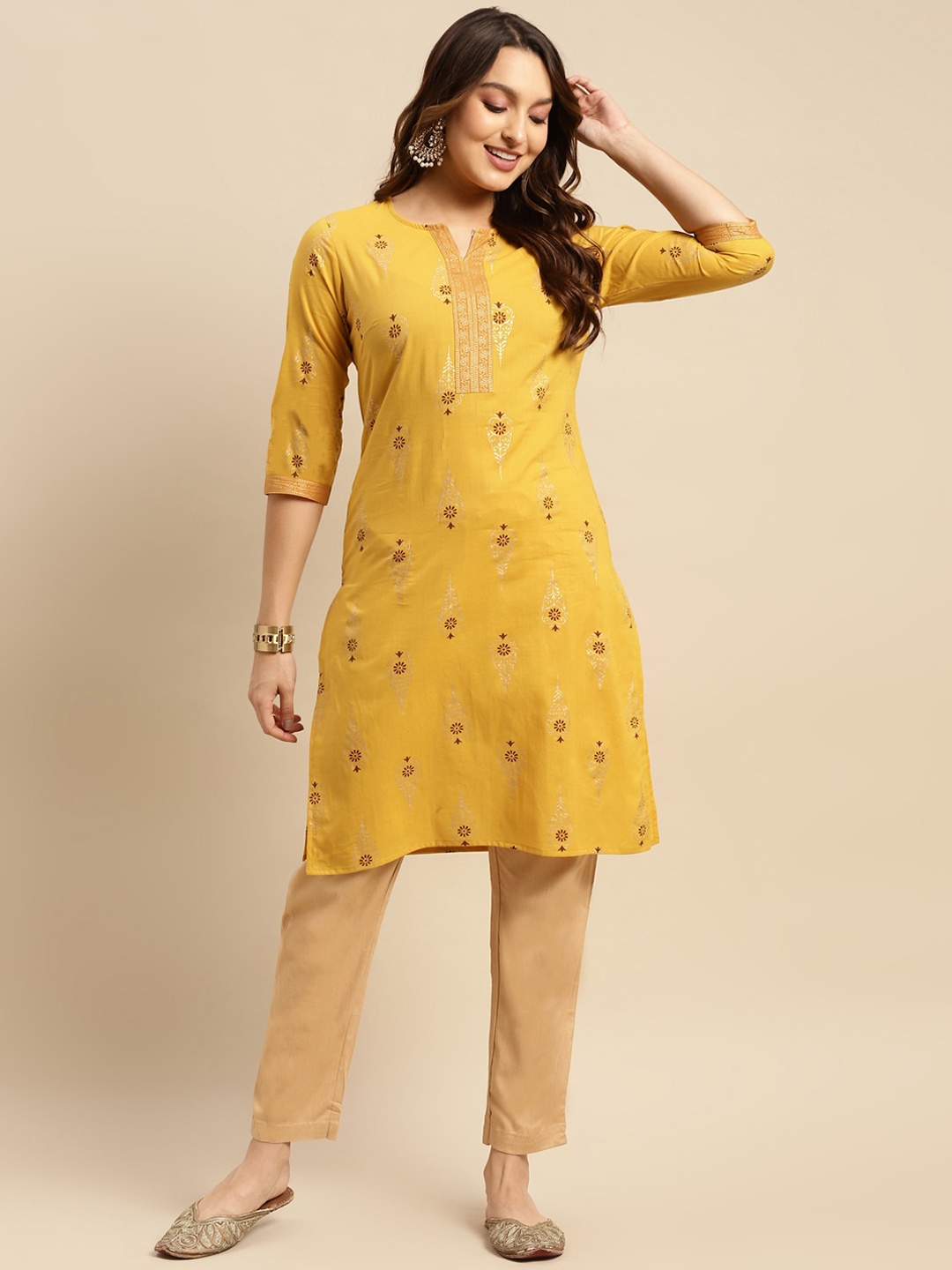 

Rangita Floral Printed Round Neck Cotton Straight Kurta, Yellow