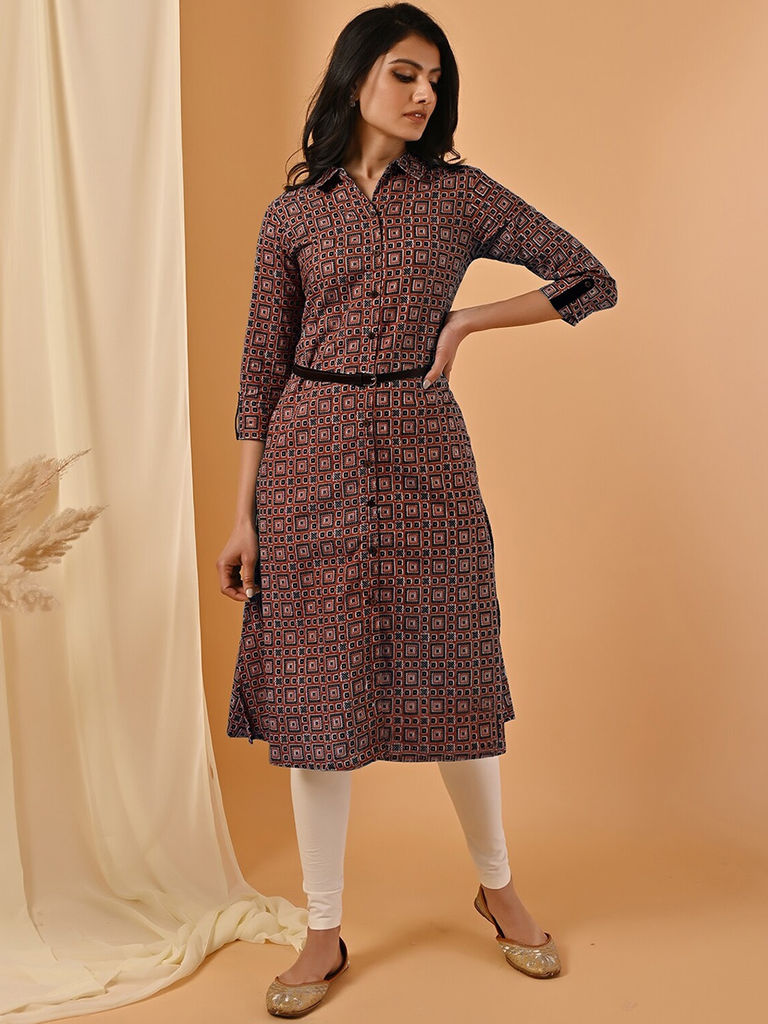 

Rangita Geometric Printed Shirt Collar Cotton Kurta, Rust