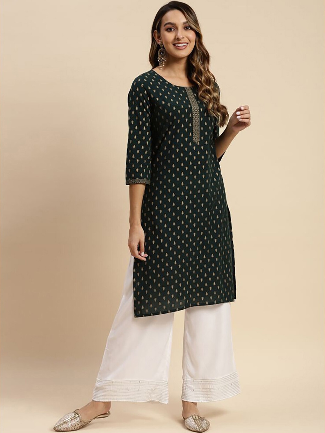 

Rangita Ethnic Motifs Printed Round Neck Cotton Straight Kurta, Green