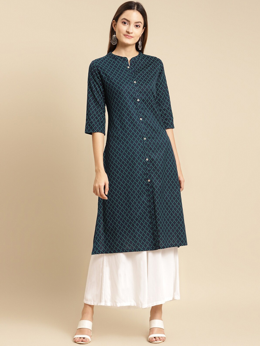 

Rangita Geometric Printed Mandarin Collar A-Line Kurta, Navy blue