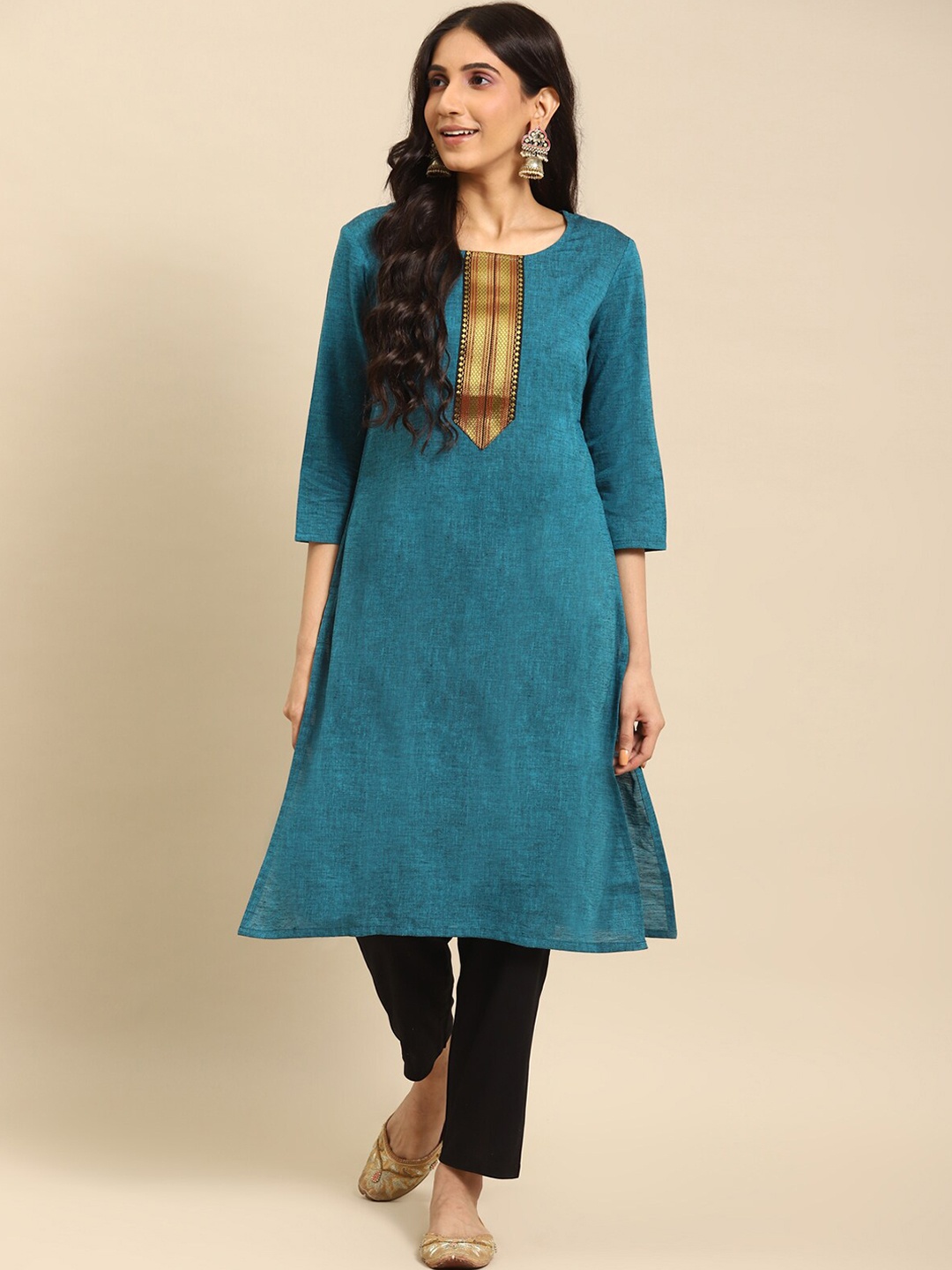 

Rangita Round Neck Pure Cotton Straight Kurta, Blue