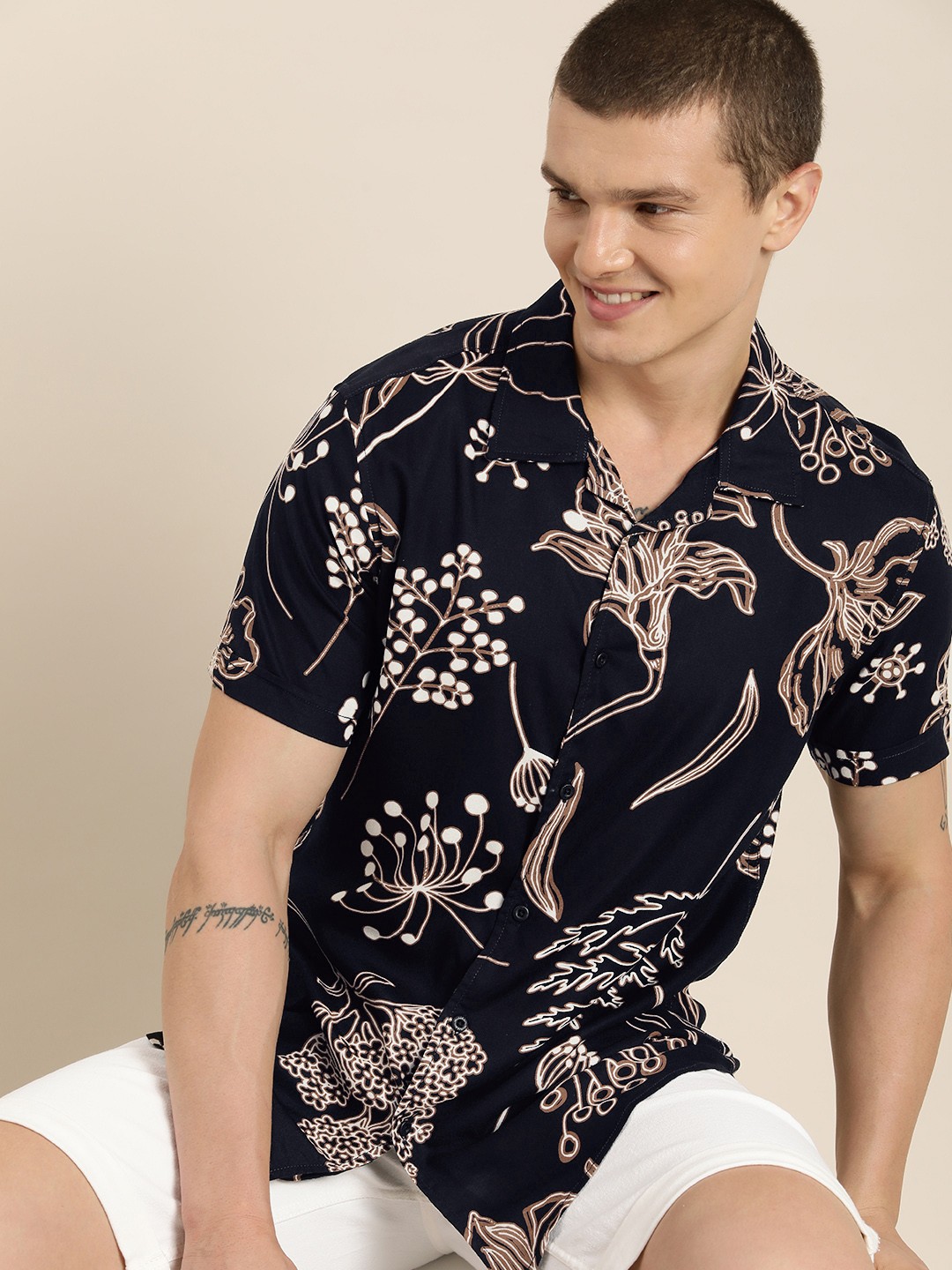 

HERE&NOW Men Slim Fit Floral Printed Casual Shirt, Navy blue