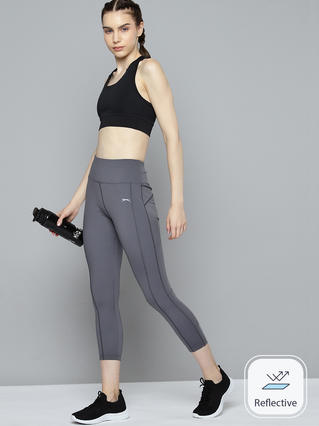 

Slazenger Rapid-Dry Three-Fourth Length Sports Tights, Grey