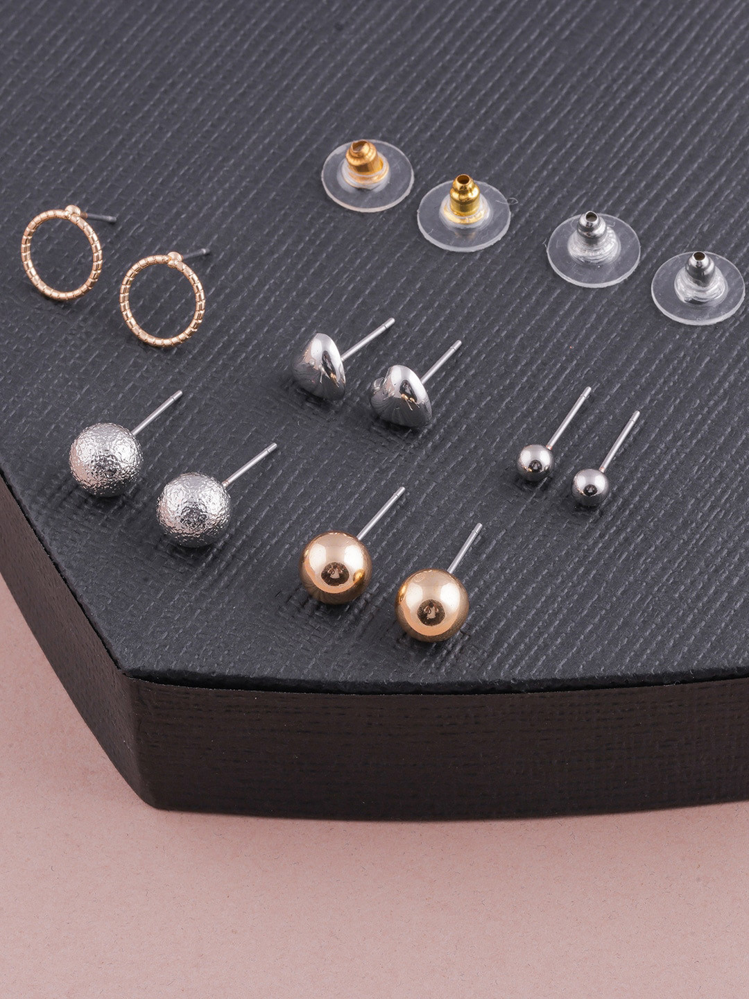

Brandsoon Set Of 5 Gold-Plated Circular Stud Earrings