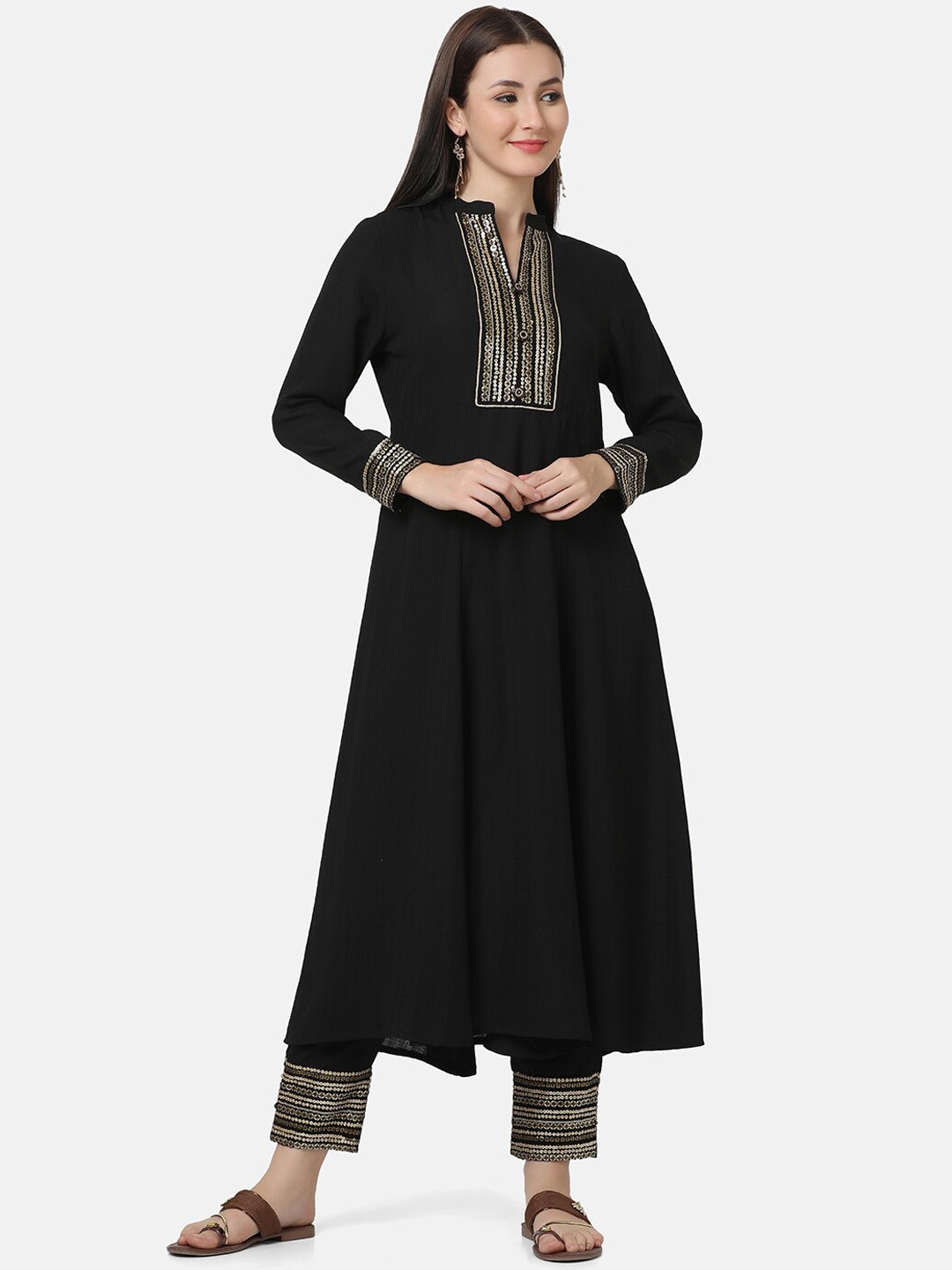 

FFU Striped Yoke Design Mandarin Collar Sequinned Kurta With Trousers, Black