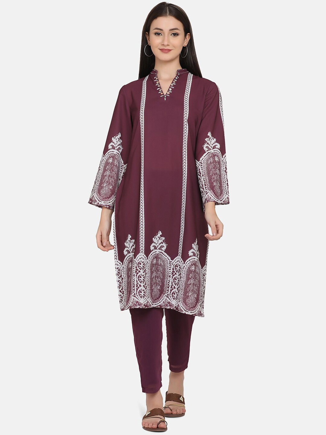 

FFU Ethnic Motifs Embroidered Regular Kurta & Trousers With Dupatta, Burgundy