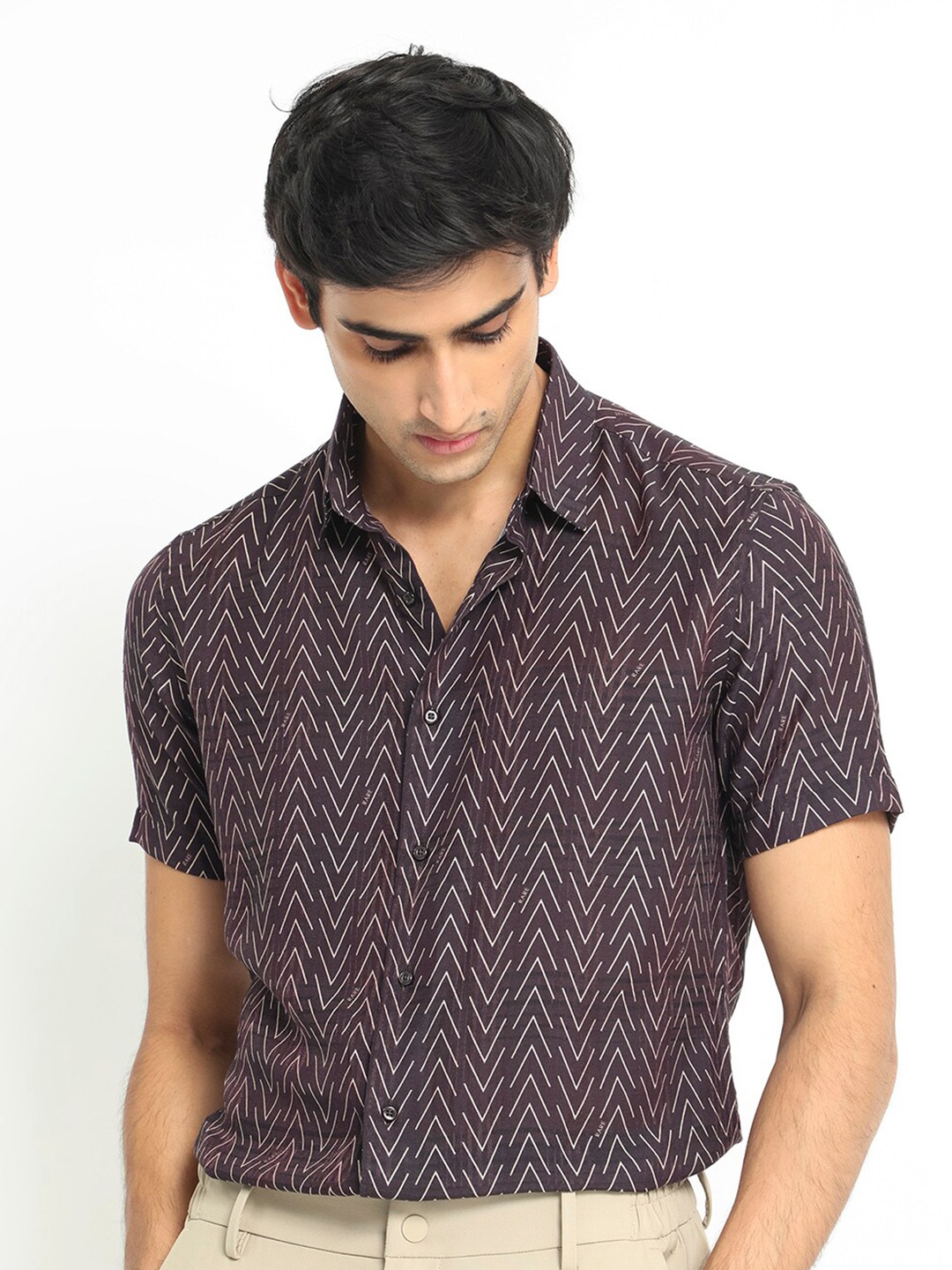 

RARE RABBIT Men Zig Zag Slim Fit Geometric Printed Cotton Shirt, Brown
