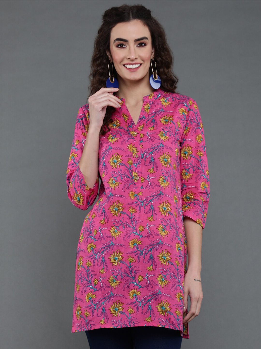 

antaran Floral Printed Mandarin Collar Straight Kurti, Pink