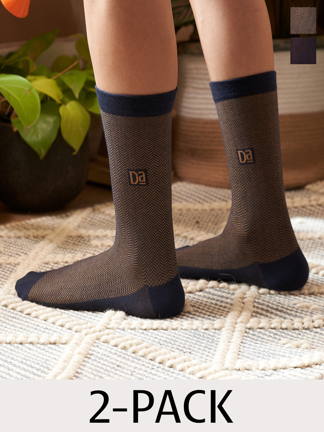 

DAMENSCH Men Pack Of 2 Aloe-Soft Anti Odour Aloe Infused Non-Terry Socks, Black