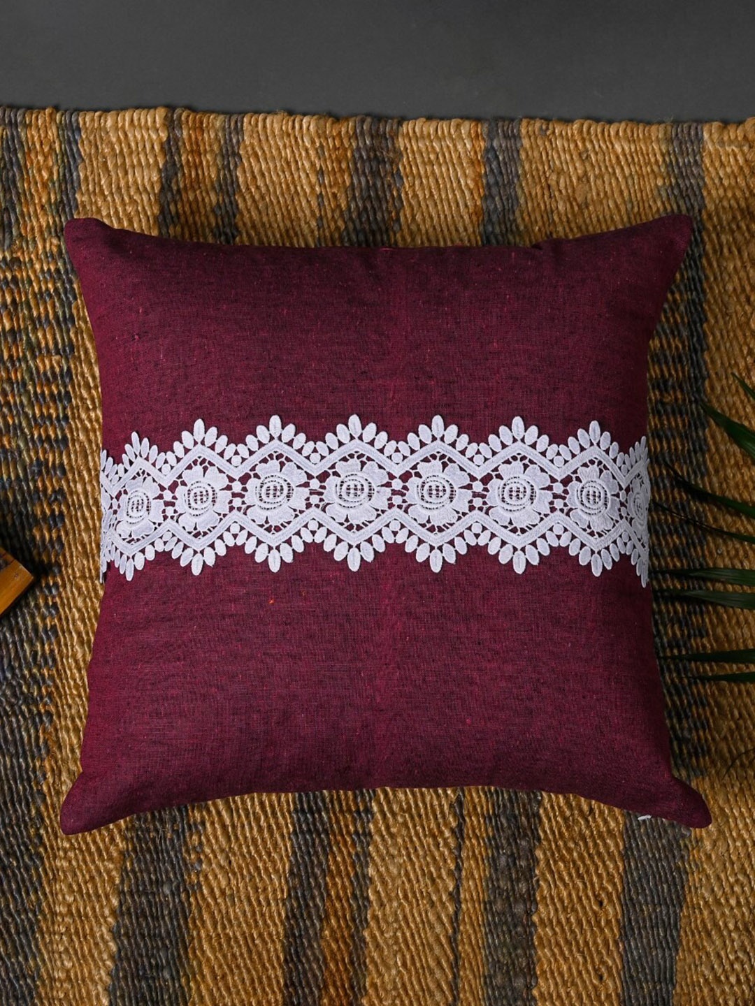 

OUSSUM Pink & White Cotton Square Cushion Cover