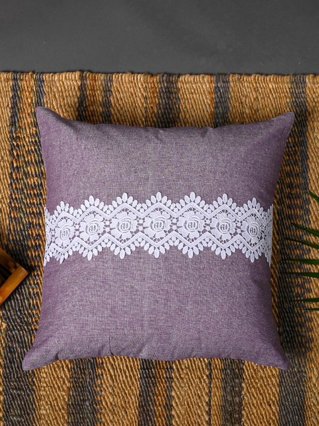 

OUSSUM Pink & White Cotton Square Cushion Cover