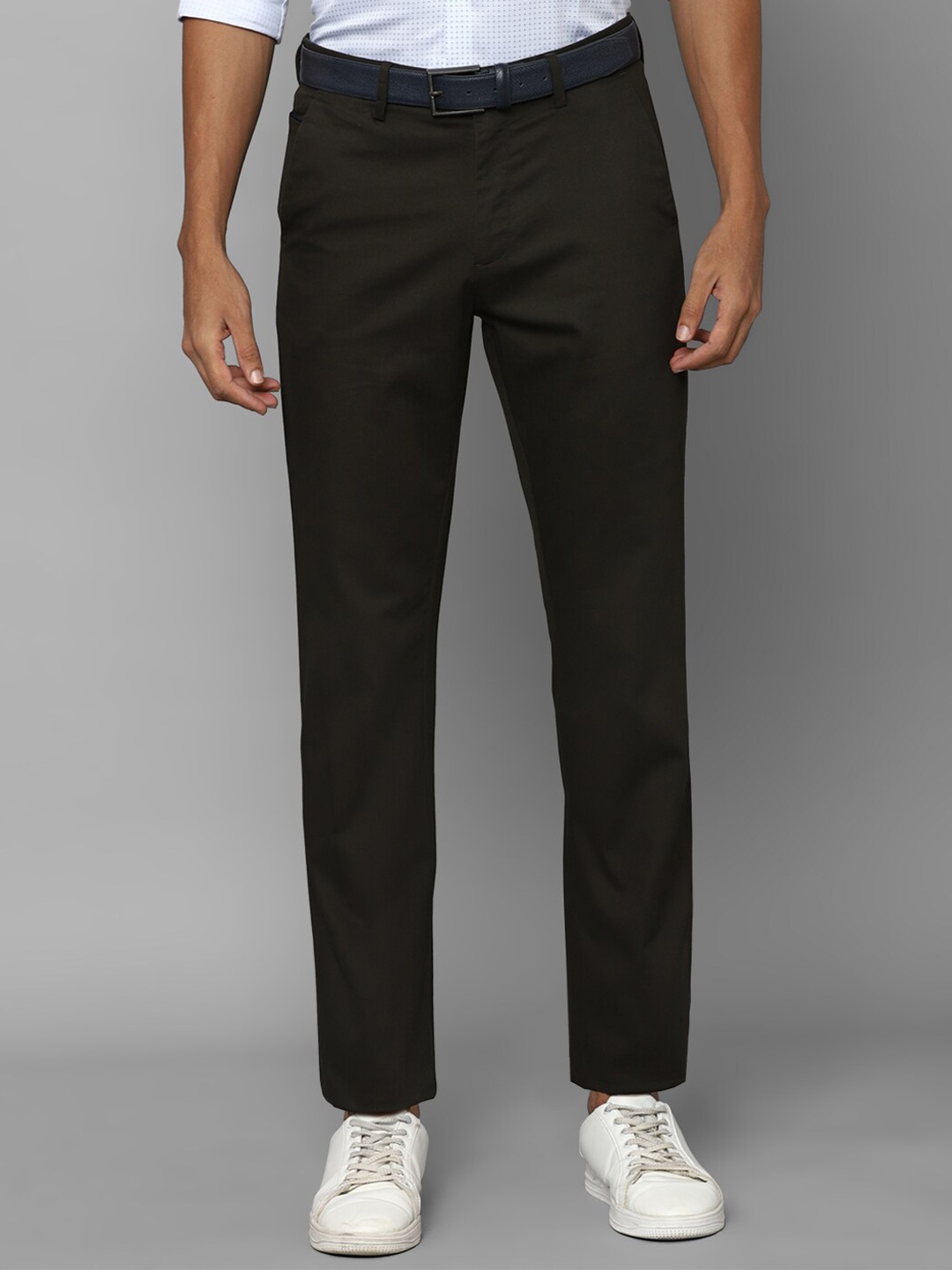 

Allen Solly Men Mid-Rise Trousers, Black