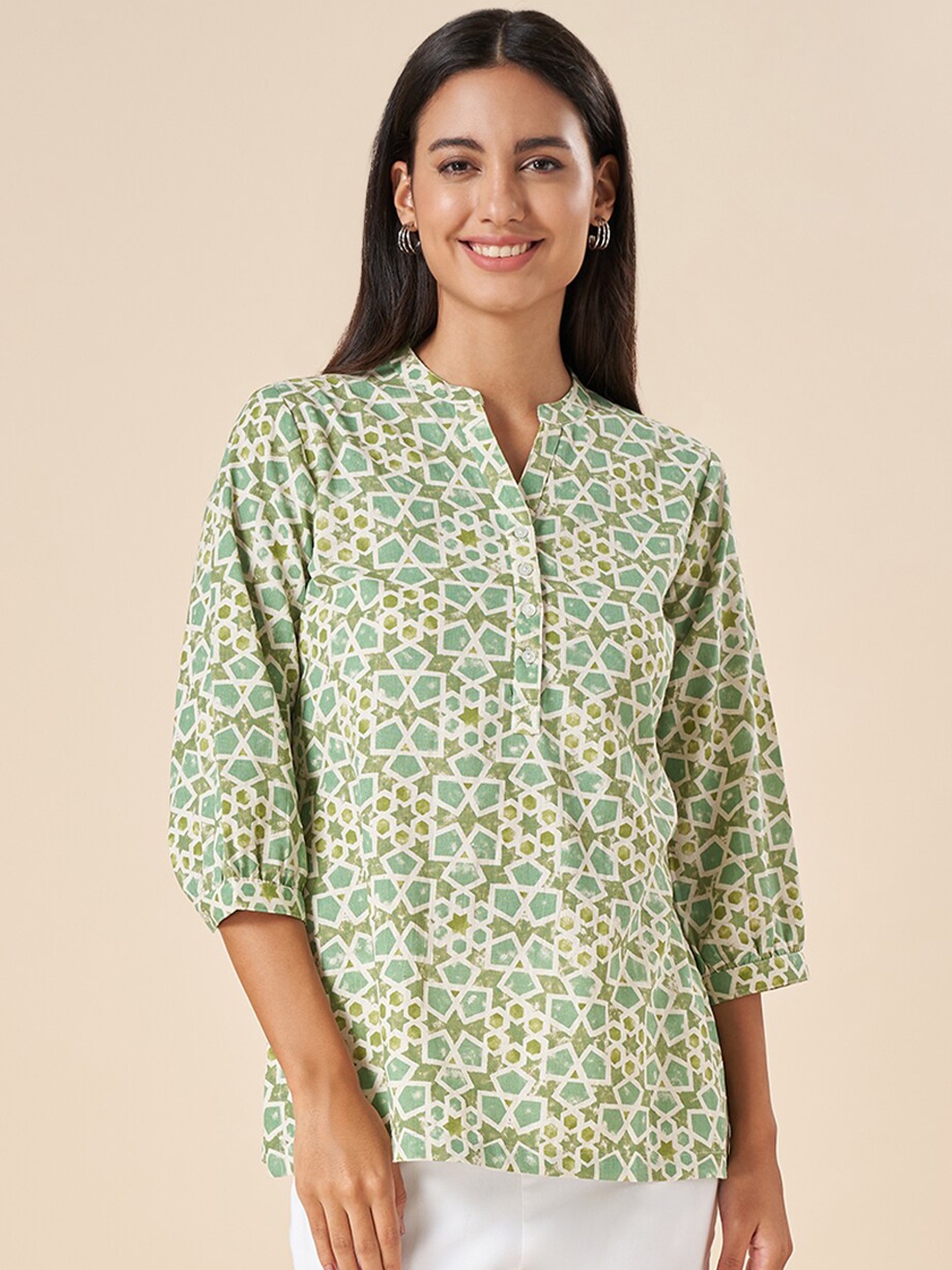 

AKKRITI BY PANTALOONS Geometric Printed Mandarin Collar Cotton Top, Green