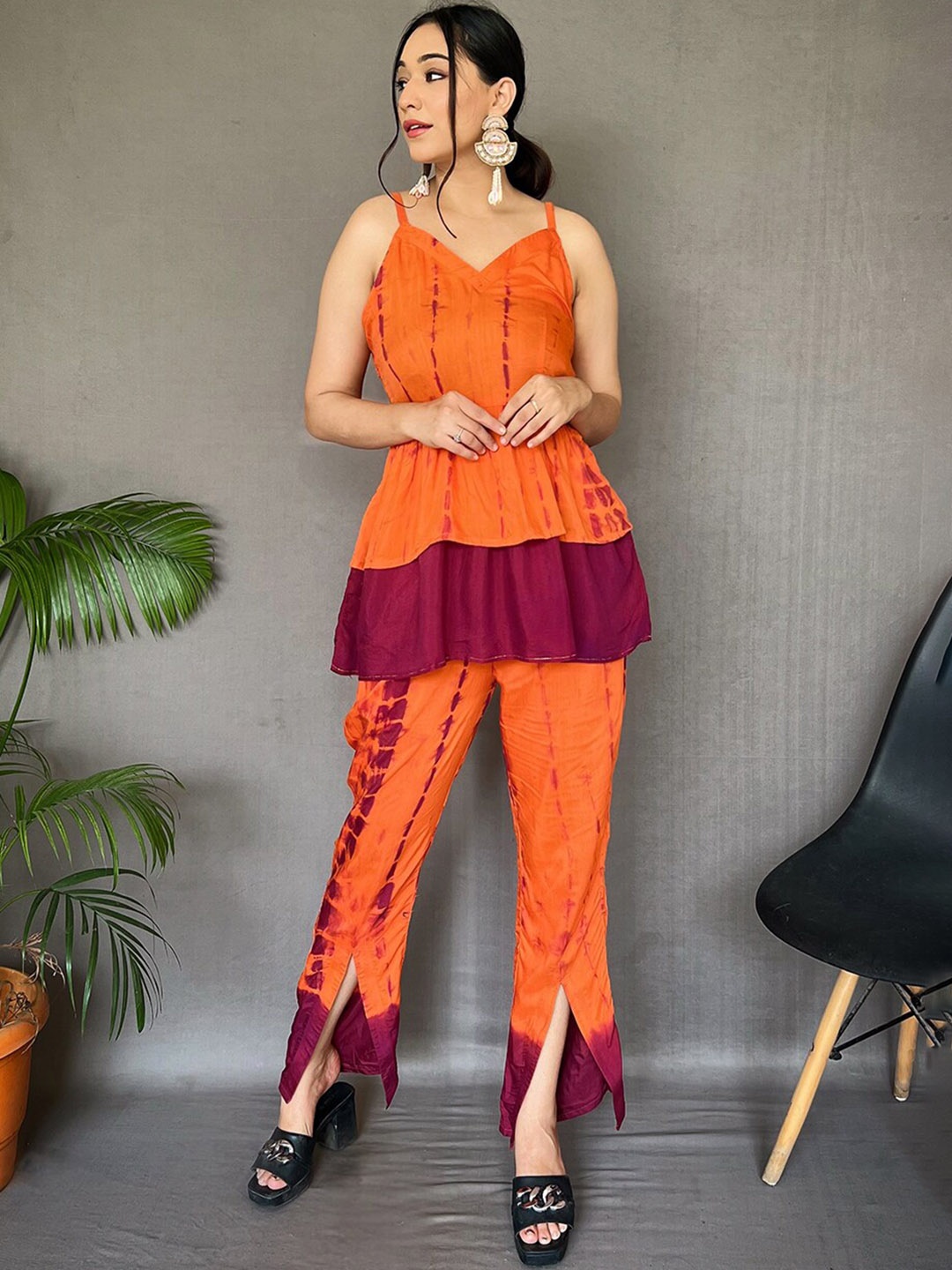 

Tasarika Dyed Top And Trousers, Orange
