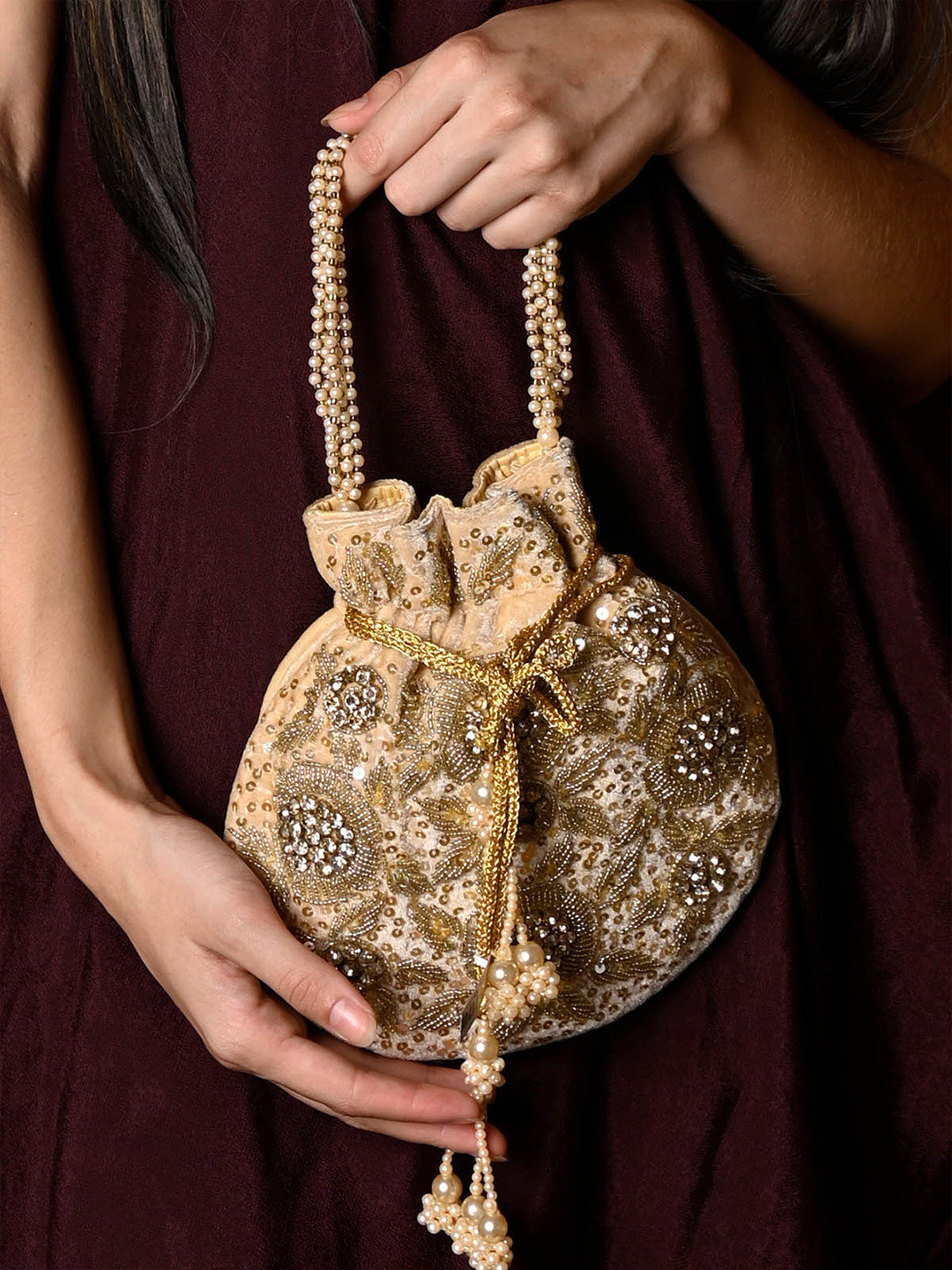 

ODETTE Embroidered Potli Clutch, Gold