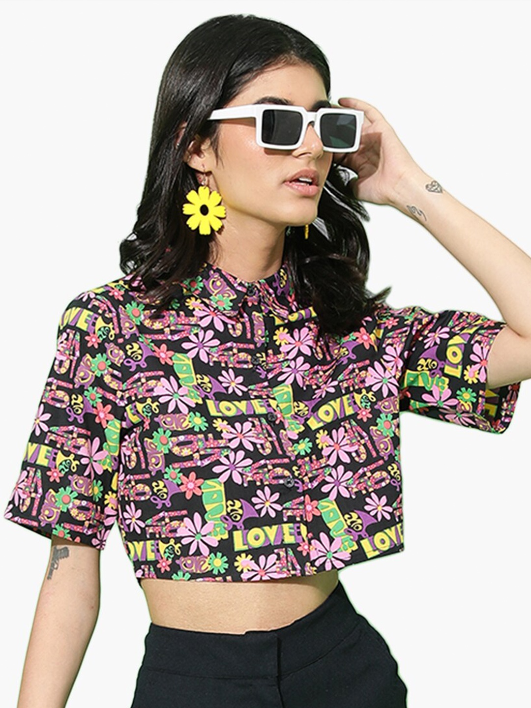 

Virgio Abstract Printed Pure Cotton Shirt Style Crop Top, Black