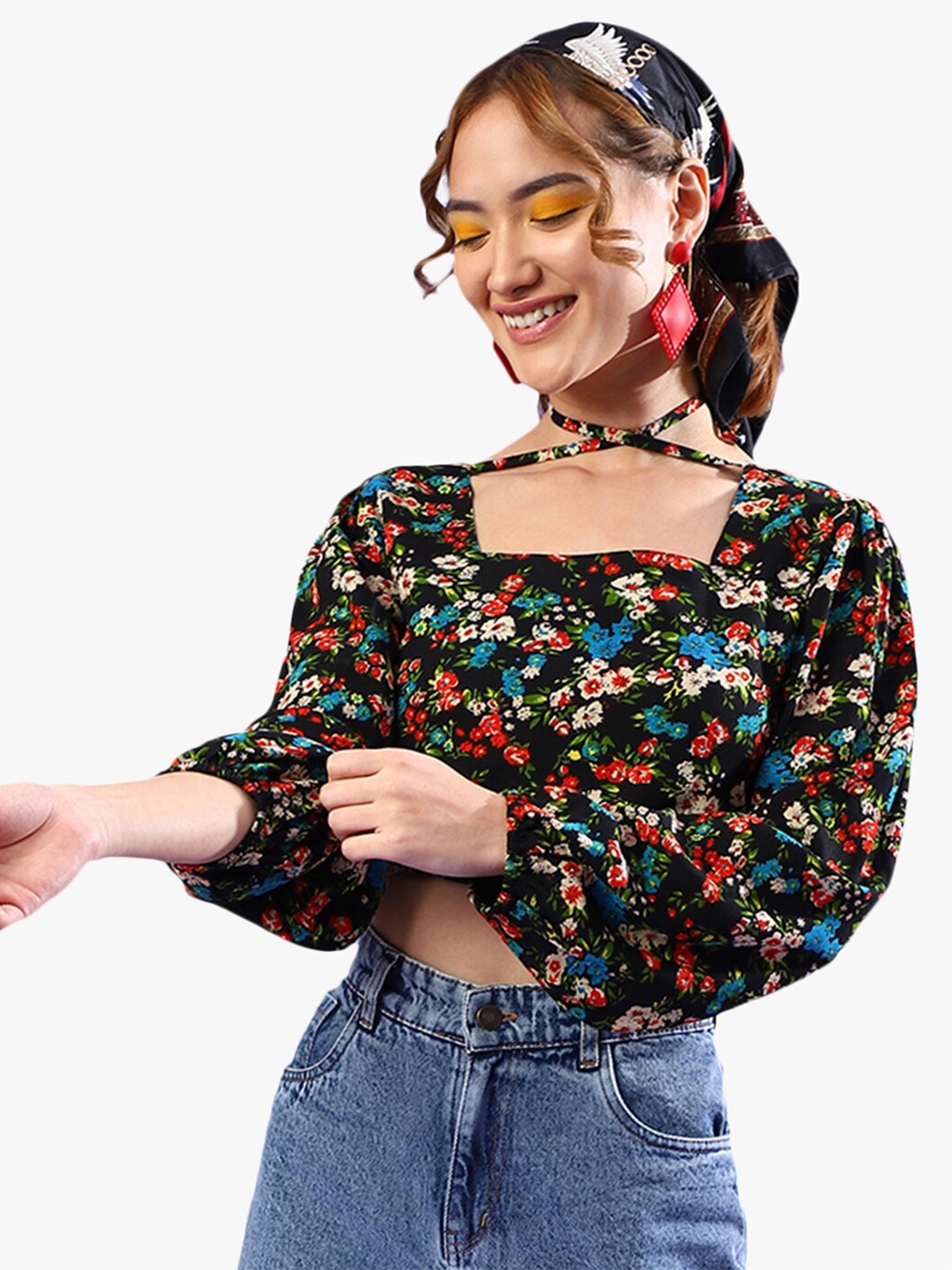 

Virgio Floral Printed Square Neck Crop Top, Black