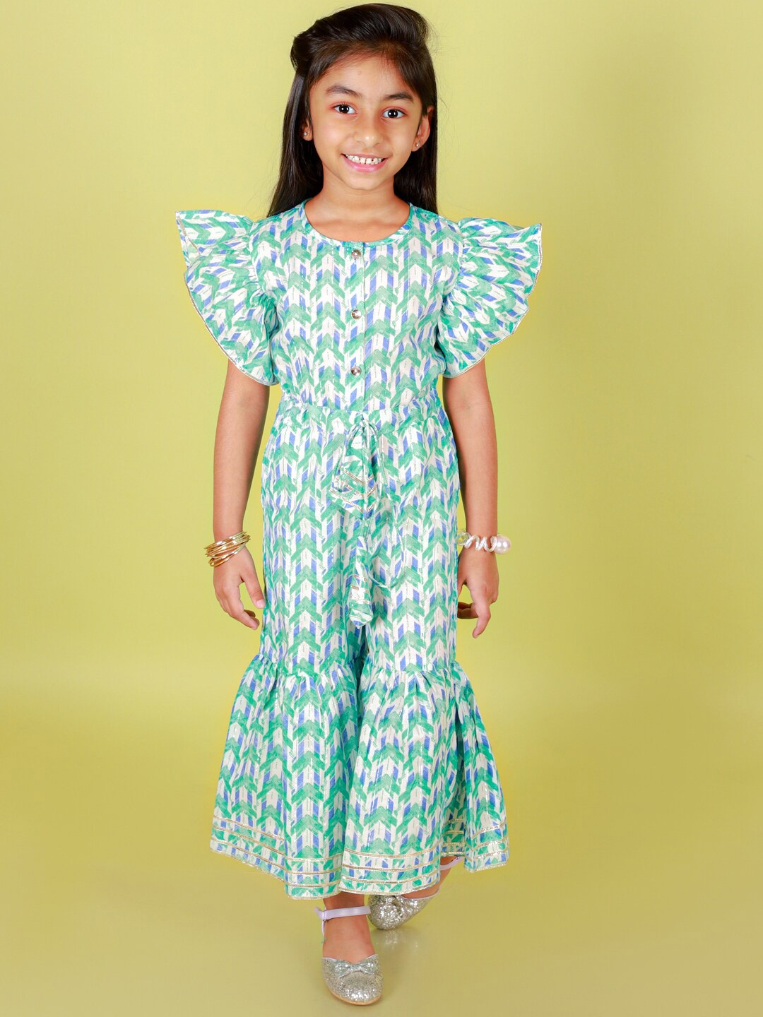 

Stuffie Land Girls Printed Cotton Basic Jumpsuit With Ruffles, Green