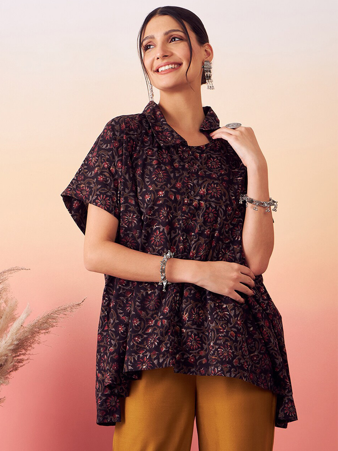 

stories of dori Floral Printed Shirt Collar Extended Sleeves Longline A-Line Cotton Top, Black