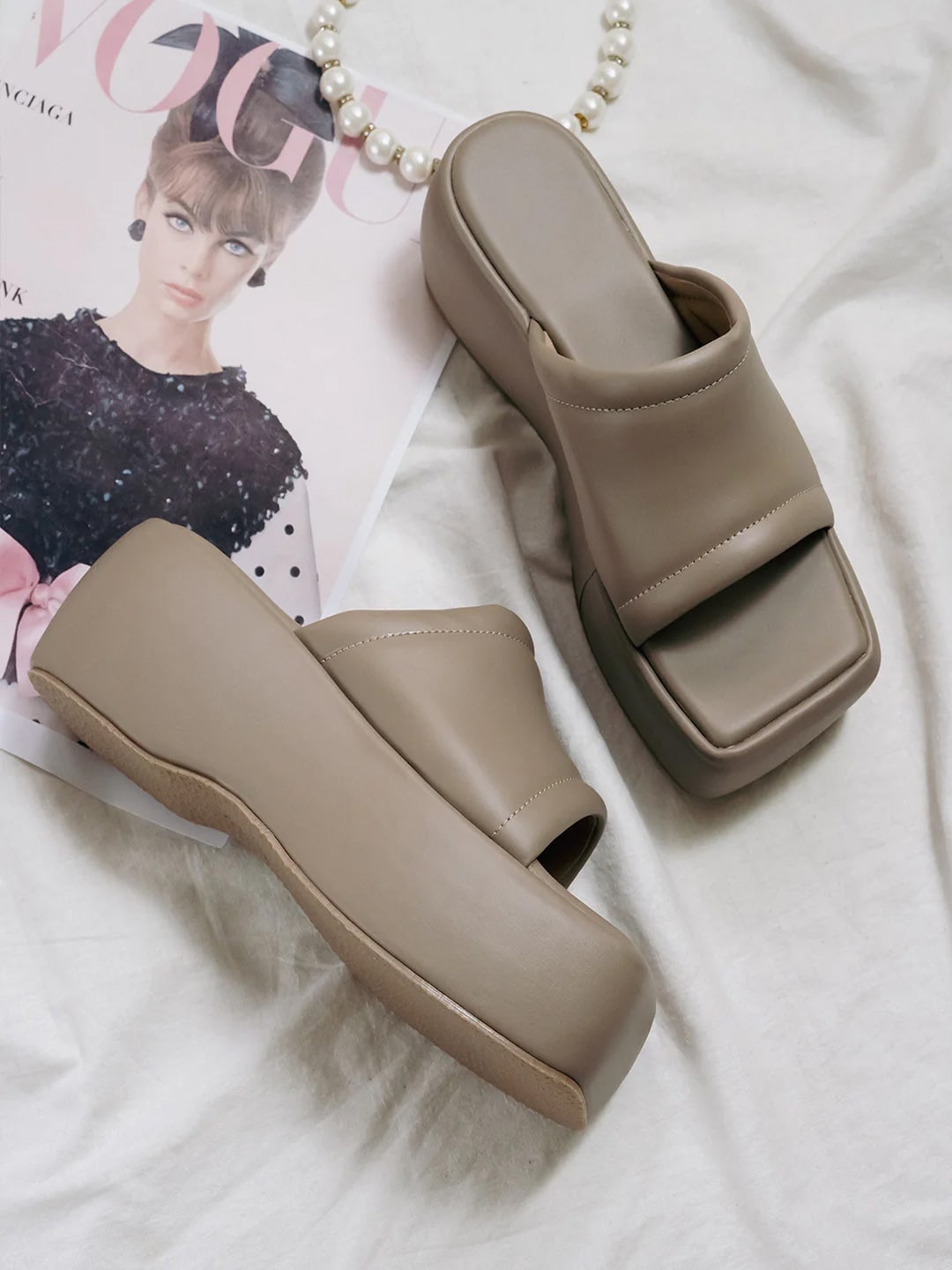 

HASTEN Open Back Flatform Heels, Brown