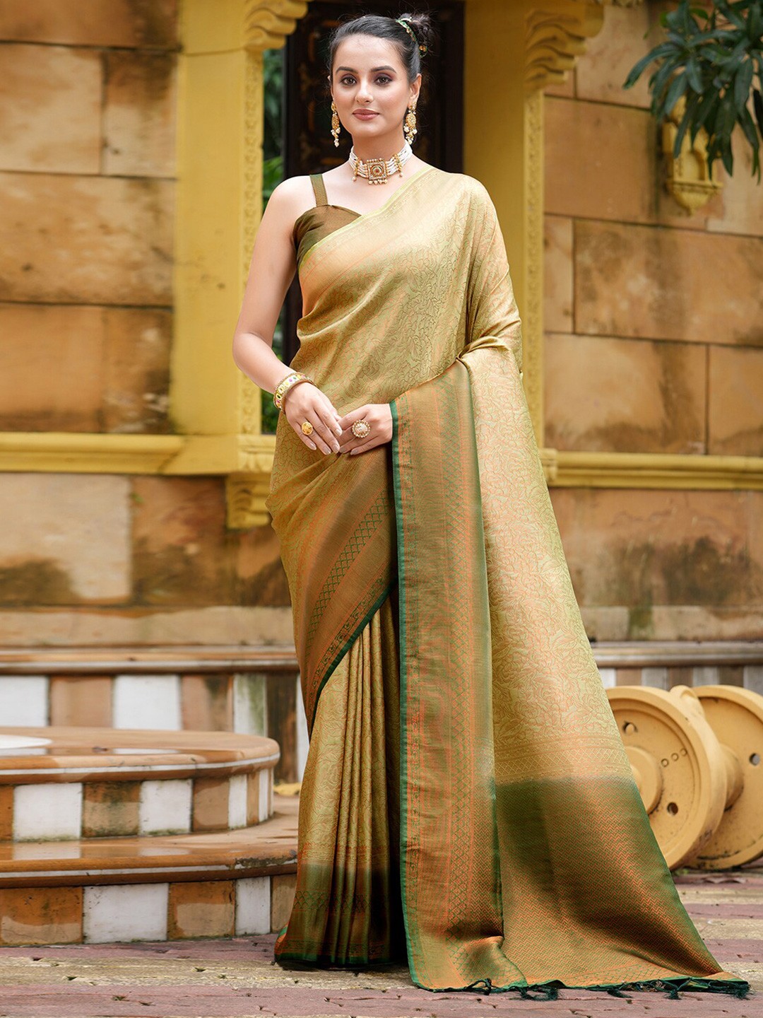 

Satrani Ethnic Motifs Woven Design Zari Art Silk Saree, Lime green