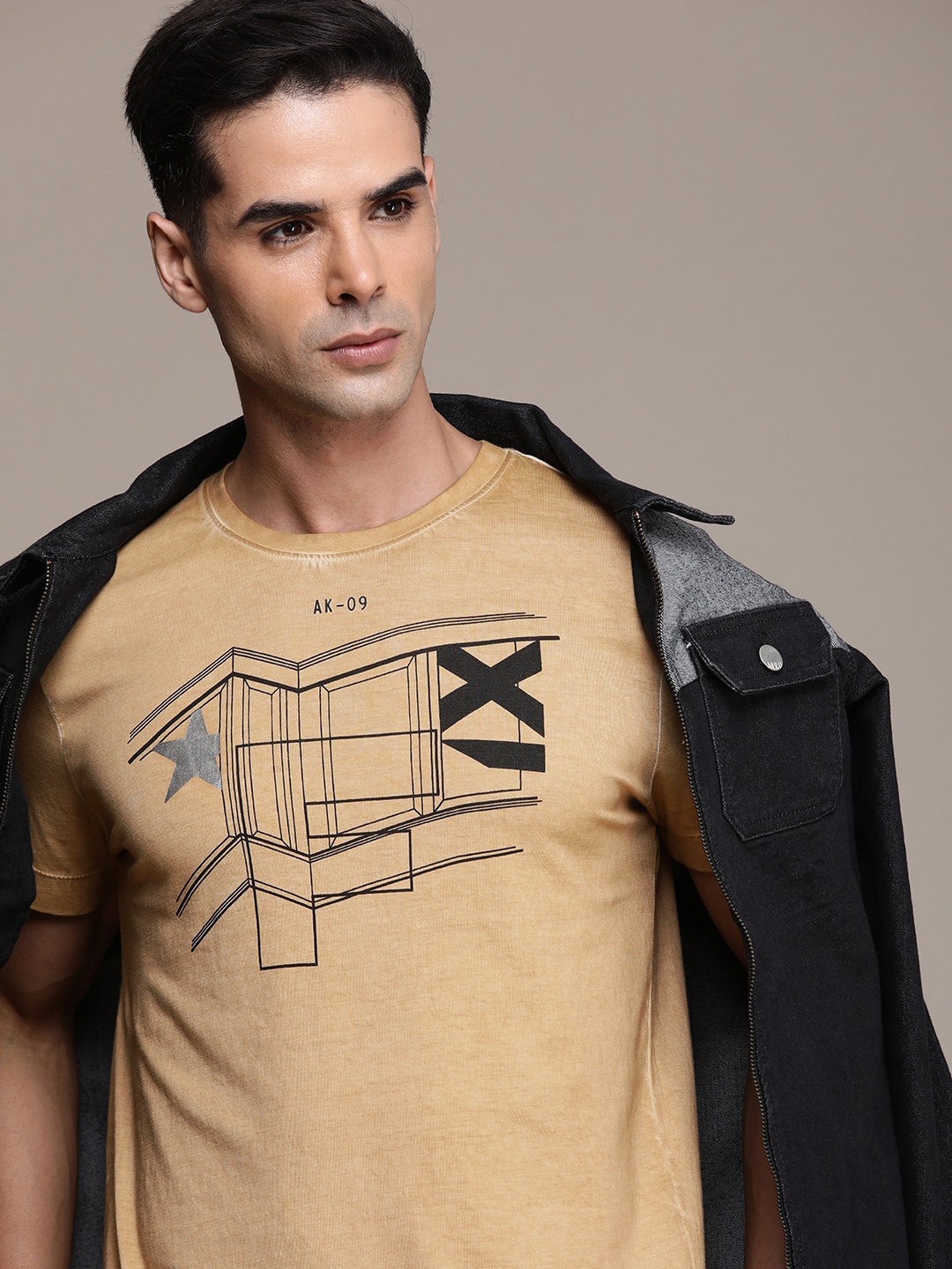

FORCE IX Graphic Printed Pure Cotton Applique T-shirt, Beige